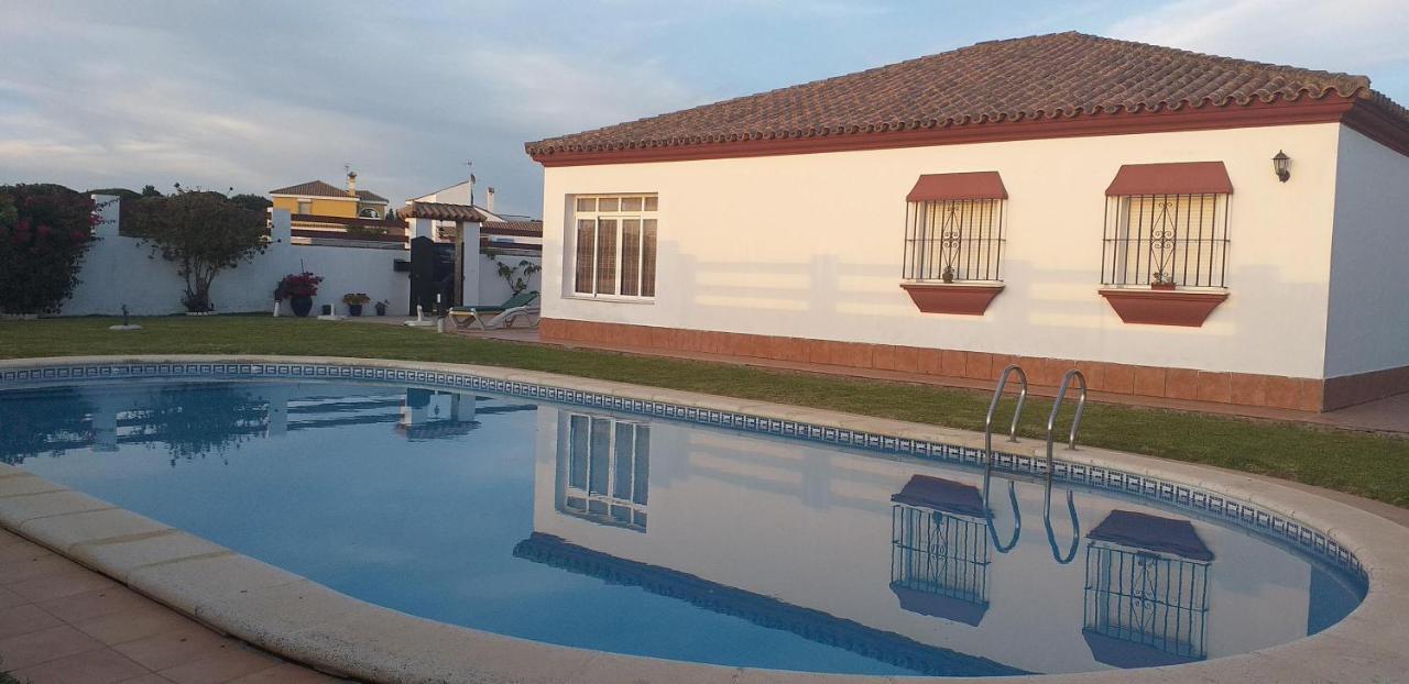 Villa Cruz del Sur - Solo familias Conil De La Frontera Esterno foto